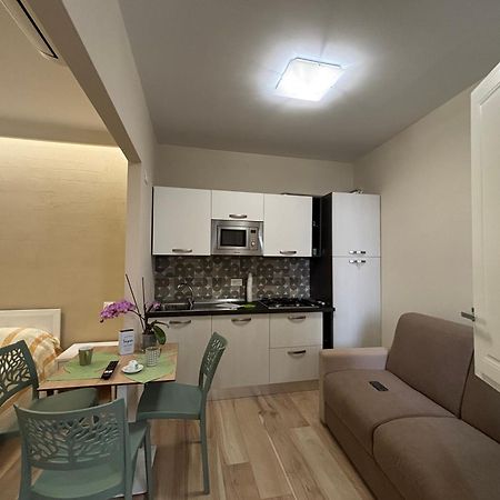 דירות פיצו Residenza Ferdinando - 40M Dal Mare מראה חיצוני תמונה