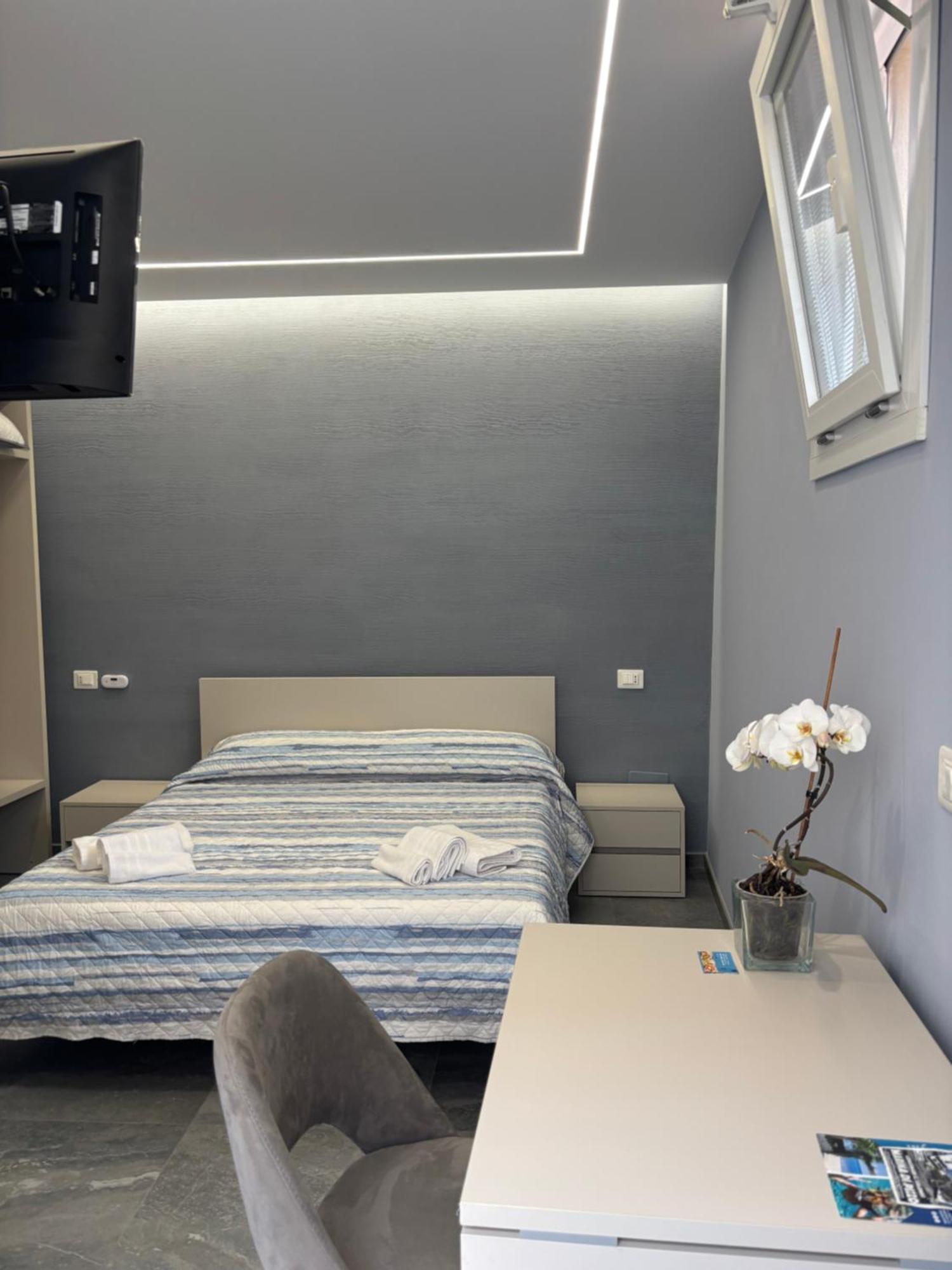 דירות פיצו Residenza Ferdinando - 40M Dal Mare מראה חיצוני תמונה