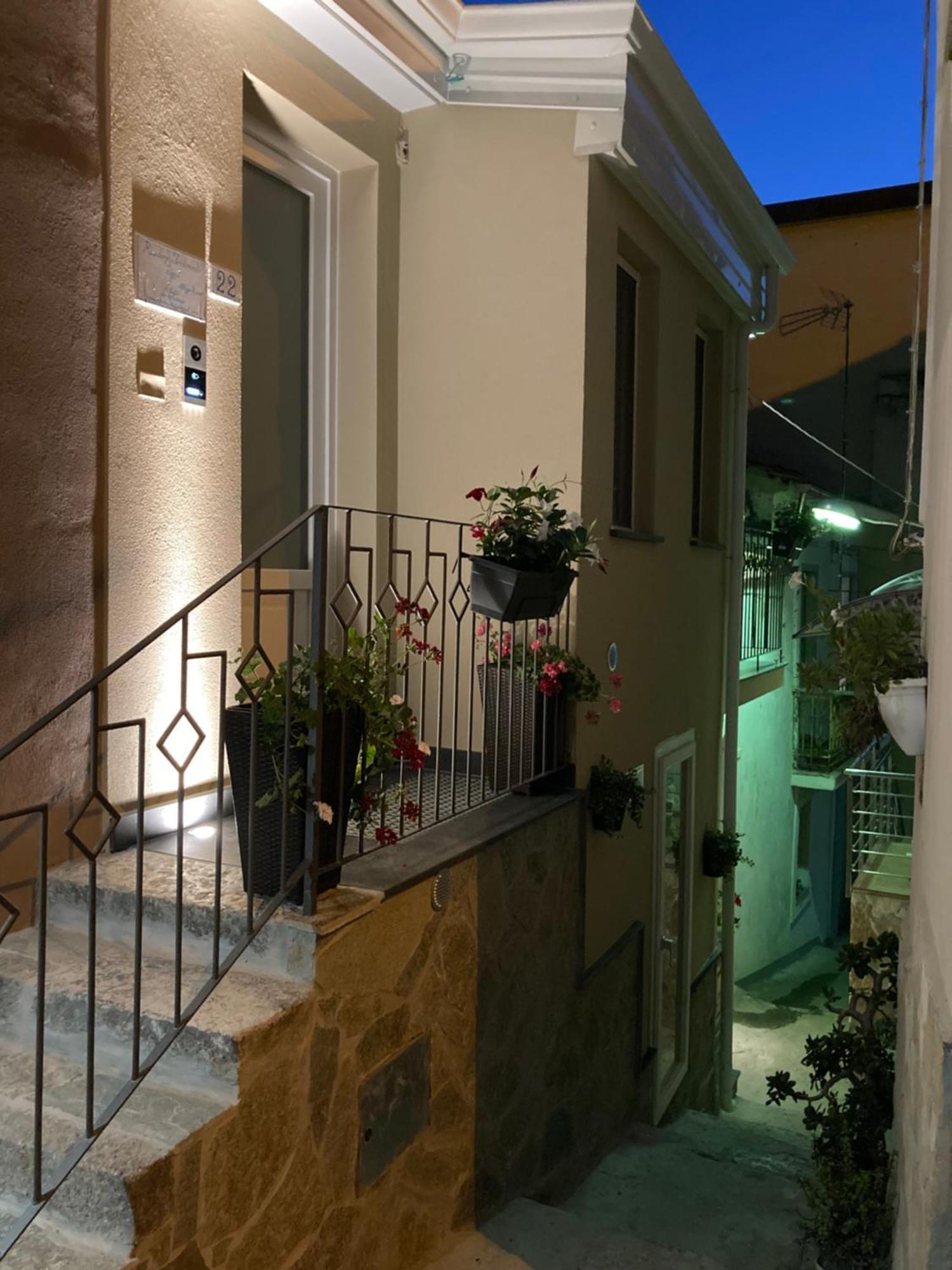 דירות פיצו Residenza Ferdinando - 40M Dal Mare מראה חיצוני תמונה