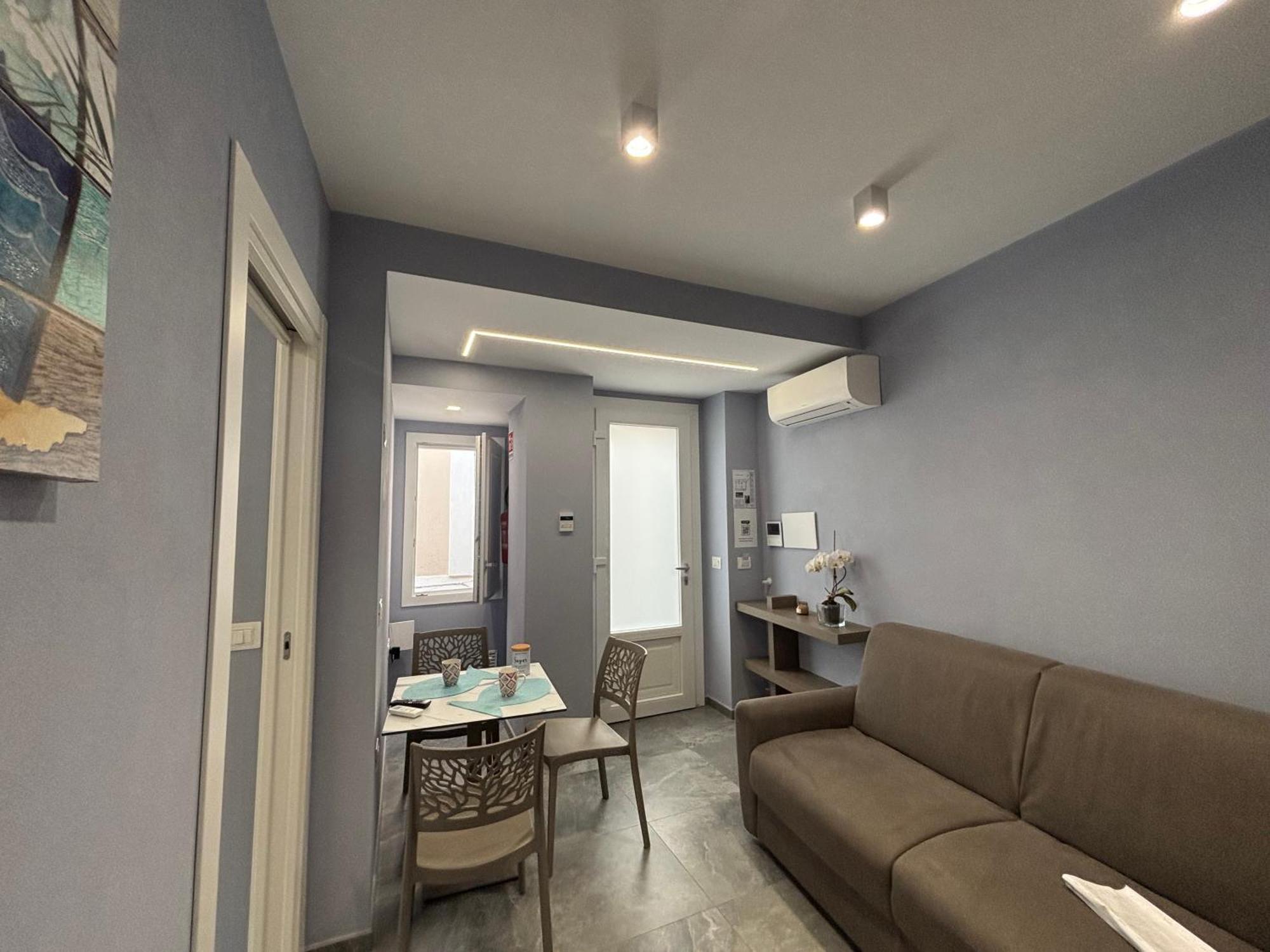 דירות פיצו Residenza Ferdinando - 40M Dal Mare מראה חיצוני תמונה